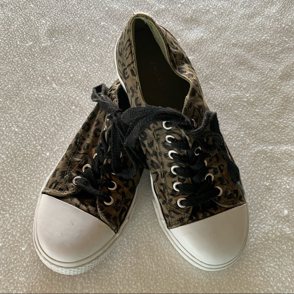 Airwalk Sneakers